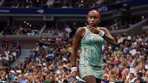 在低位背身 在低位背身